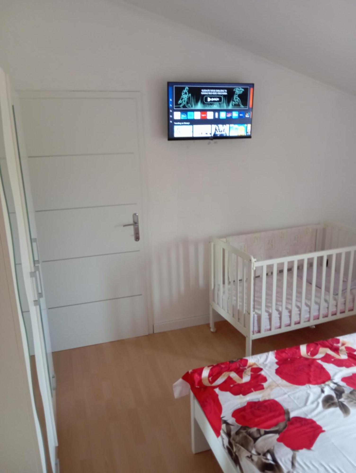Apartman Lana Lozovac Exterior photo